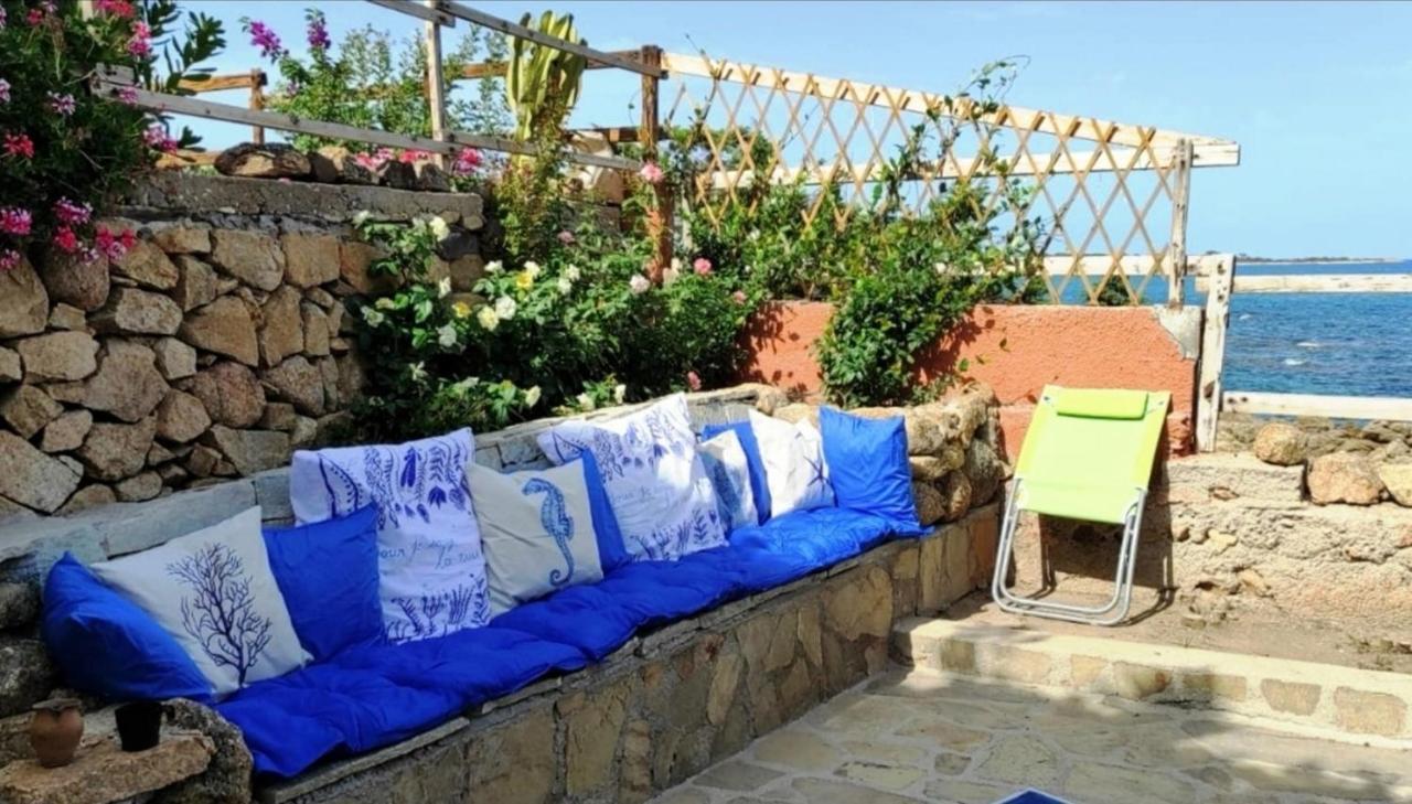 Villa Vera Trifamigliare Con Ingresso Diretto 20 Mt Al Mare Clima Wi-Fi Bbq Cala Liberotto Exterior photo