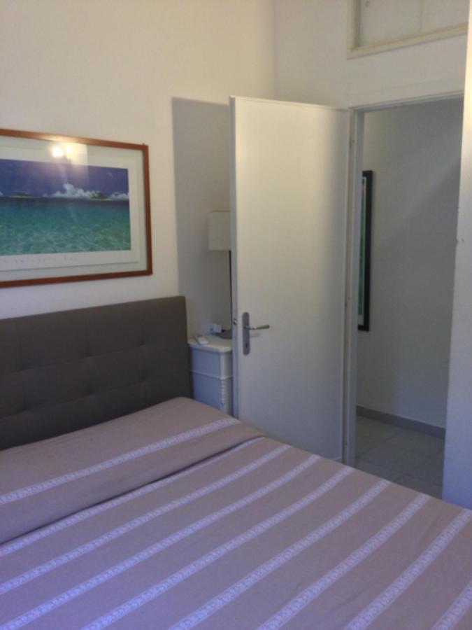Villa Vera Trifamigliare Con Ingresso Diretto 20 Mt Al Mare Clima Wi-Fi Bbq Cala Liberotto Exterior photo
