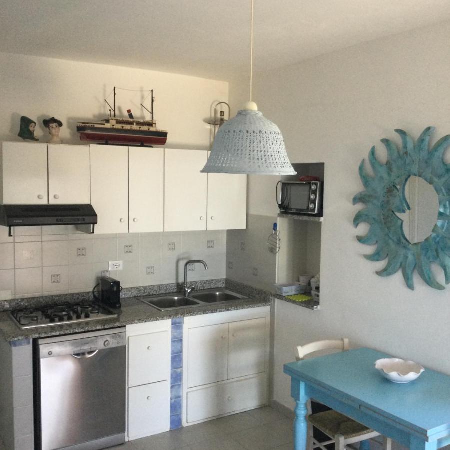 Villa Vera Trifamigliare Con Ingresso Diretto 20 Mt Al Mare Clima Wi-Fi Bbq Cala Liberotto Exterior photo